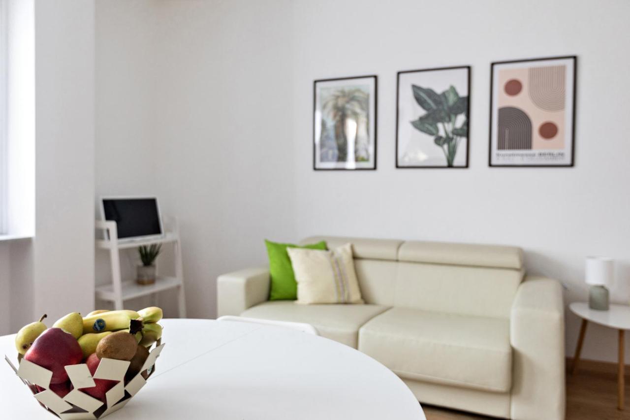 Casa Amelia Lägenhet Domodossola Exteriör bild
