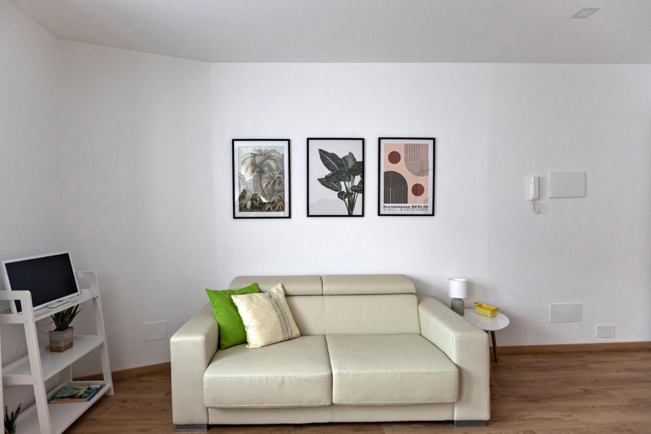 Casa Amelia Lägenhet Domodossola Exteriör bild
